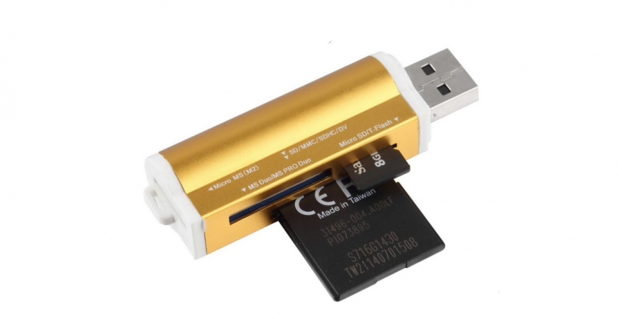 USB-Kartenleser von einem chinesischen Geschäft Aliexpress