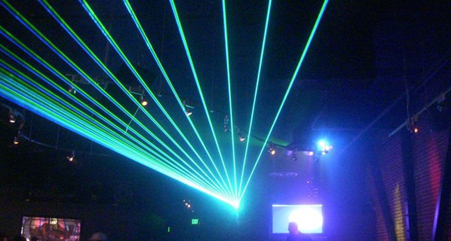 Kaufen Laser Handschuhe. Handschuhe mit Lasern an den Fingern. Gläser mit Laser
